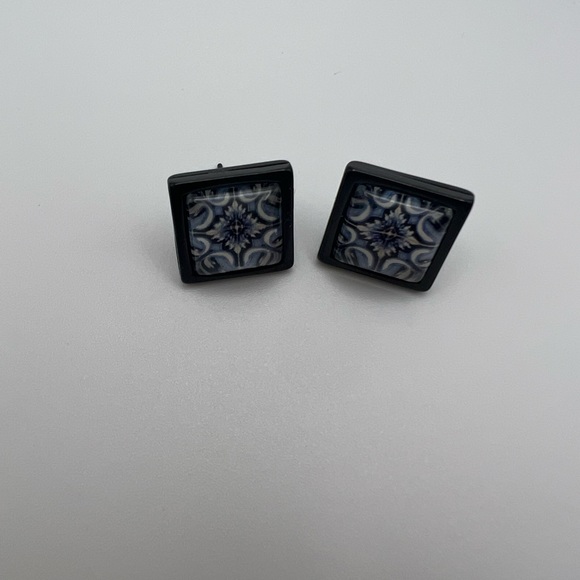 Classic Square Stud Earrings - Black and Silver Trendy Stud Earring Set - Picture 9 of 15